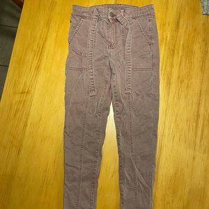 American Eagle High Waisted Pink Jegging with Bow
